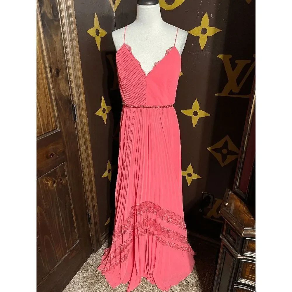 Badgley Mischka Modele Coral Pleated Runway Gown Formal Dress NWT